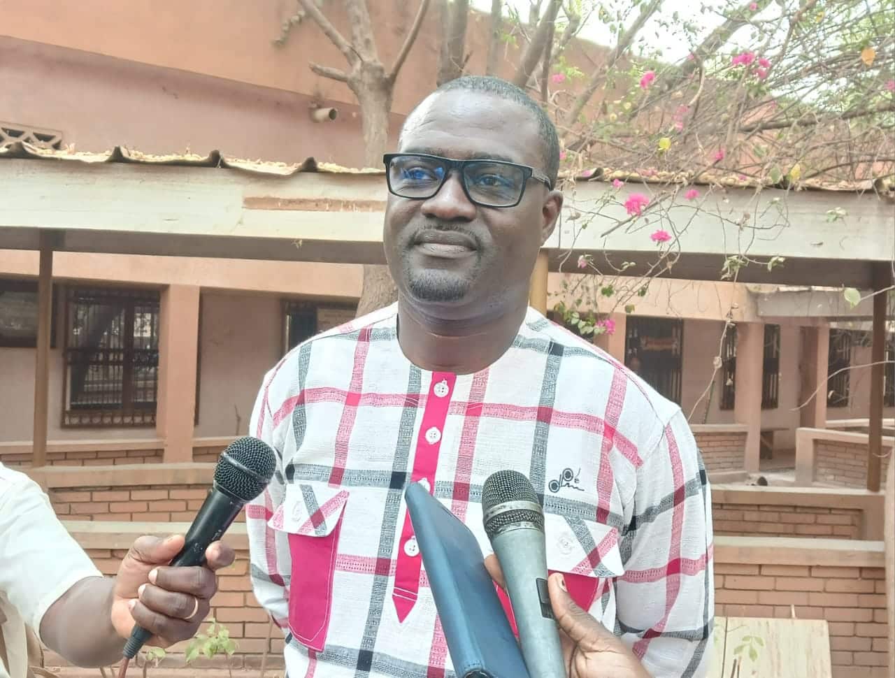 Portrait of Désiré Thiombiano, Director of AMS Synergie Burkina Faso