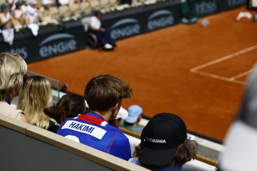 PSG jerseys spotted in the stands at Roland-Garros this week.