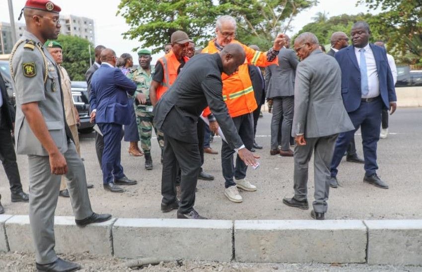 Gabon's president tours Libreville's waterfront construction