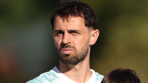 Bernardo Silva in action for Manchester City