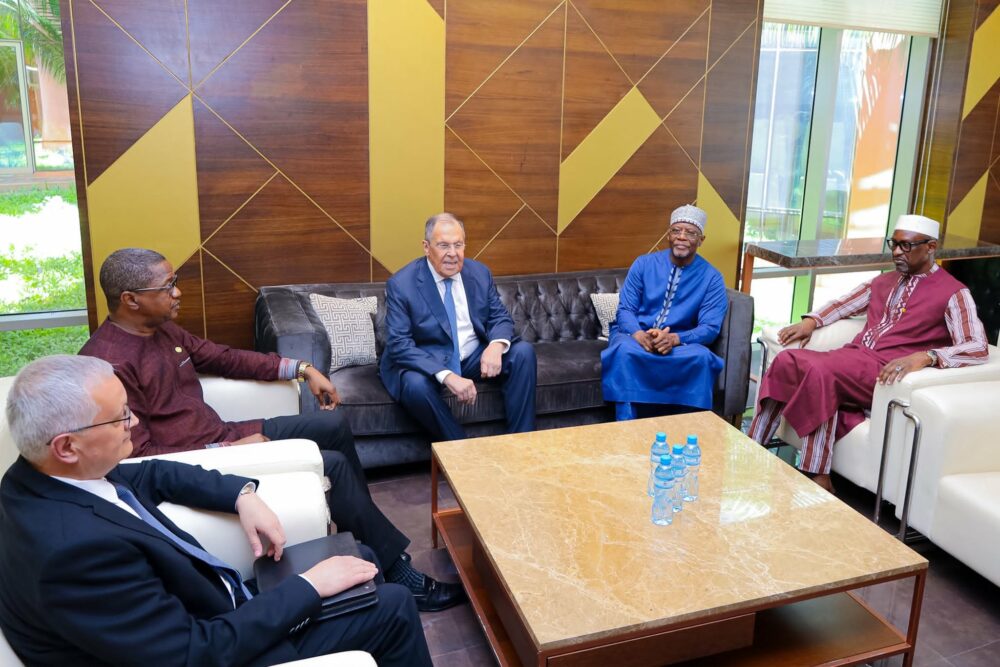 AES and Russian diplomats during a high-level meeting in Niamey