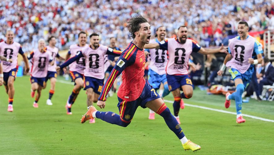 Ferran Torres, World Cup final scorer with Spain, nearing transfer to Paris Saint-Germain