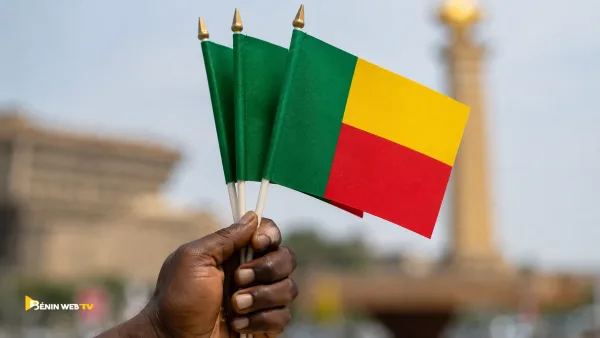 Bénin national flag waving