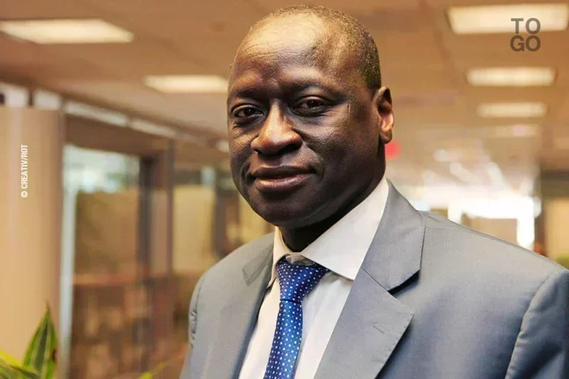 World Bank vice president Ousmane Diagana meets with Senegalese officials