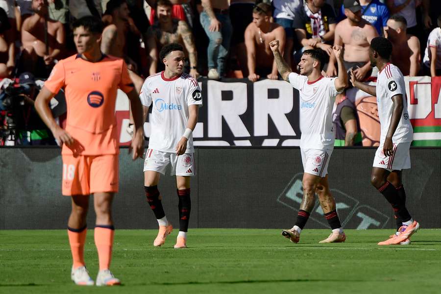 Isaac Romero celebrates his goal during Sevilla's 4-1 win over Barcelona at the Ramón Sánchez-Pizjuán in October 2025.